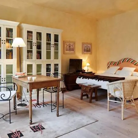 Bed & Breakfast Finardi *