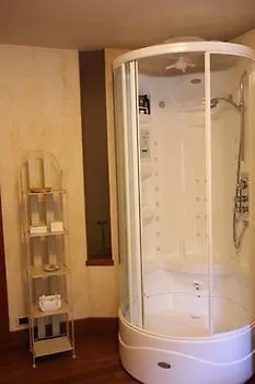 Finardi Bed & Breakfast *